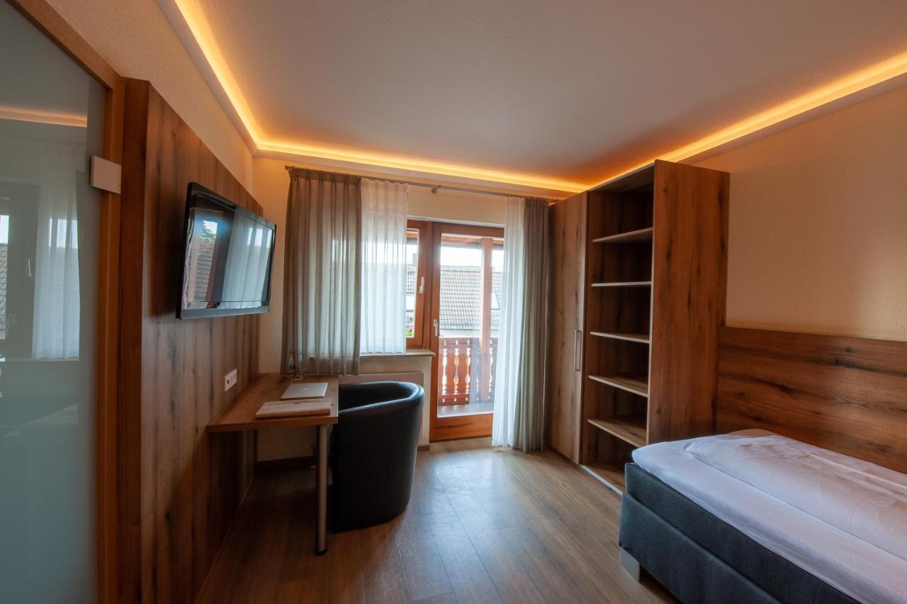 Hotel Landgasthof Oberschnorrhof Dammbach エクステリア 写真