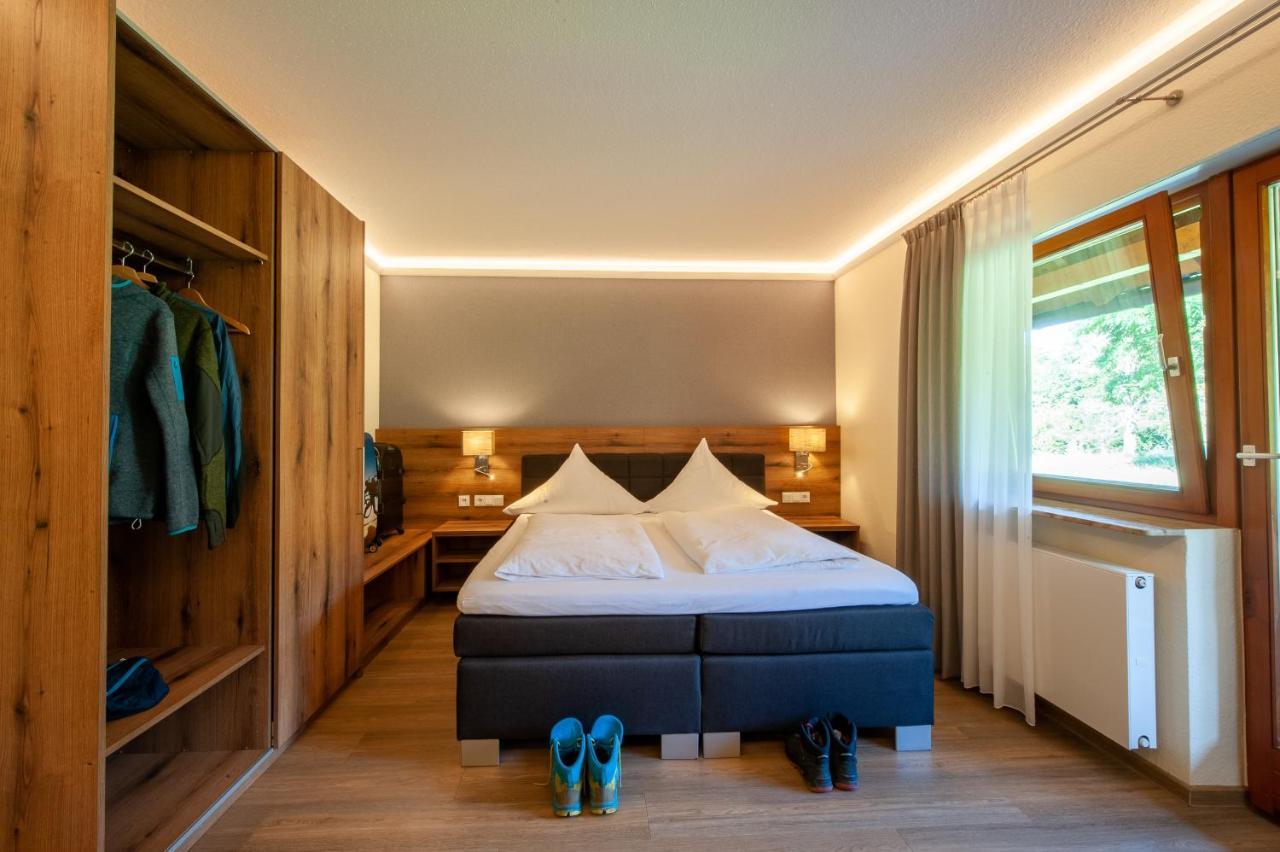 Hotel Landgasthof Oberschnorrhof Dammbach エクステリア 写真