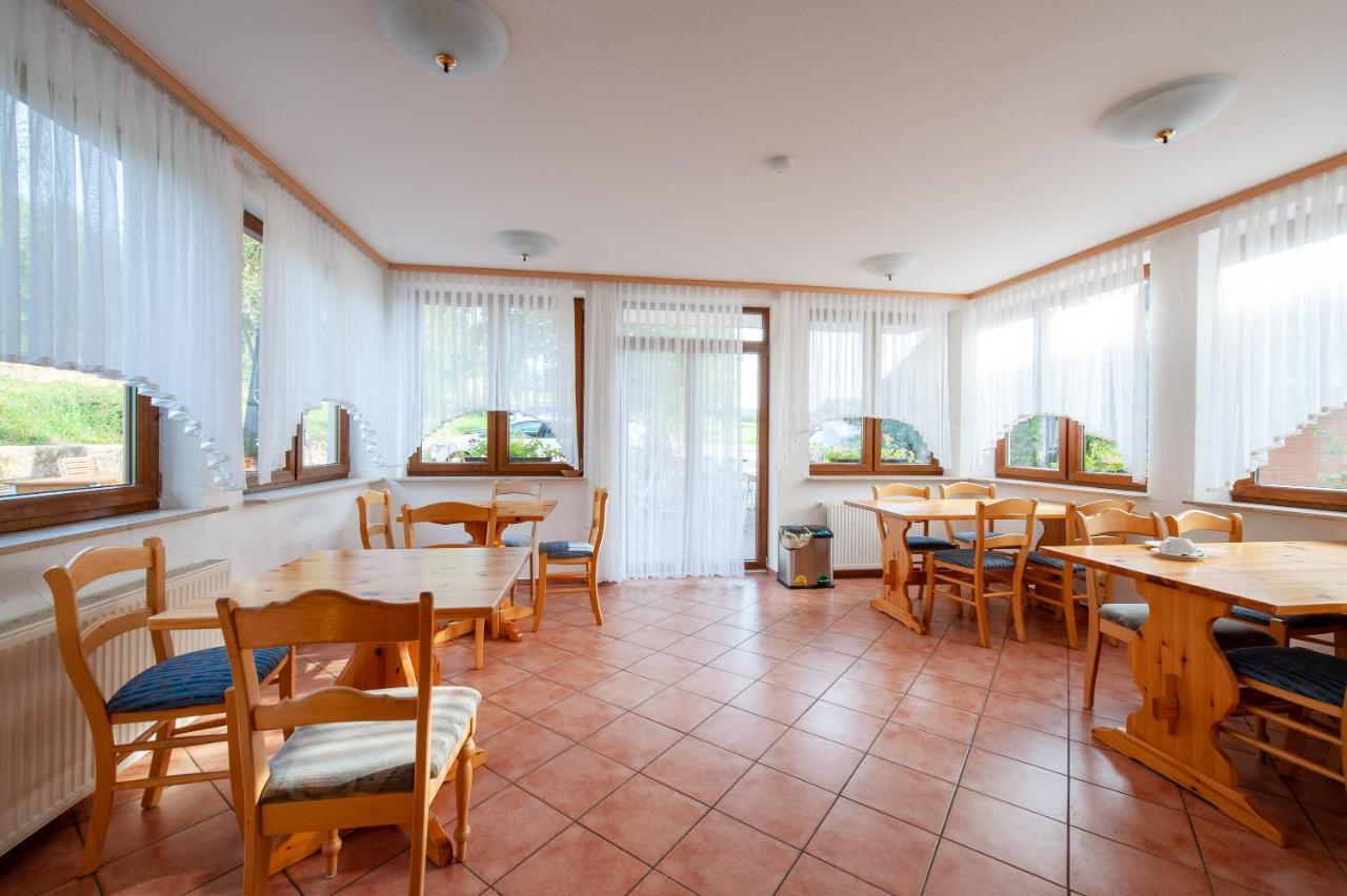 Hotel Landgasthof Oberschnorrhof Dammbach エクステリア 写真