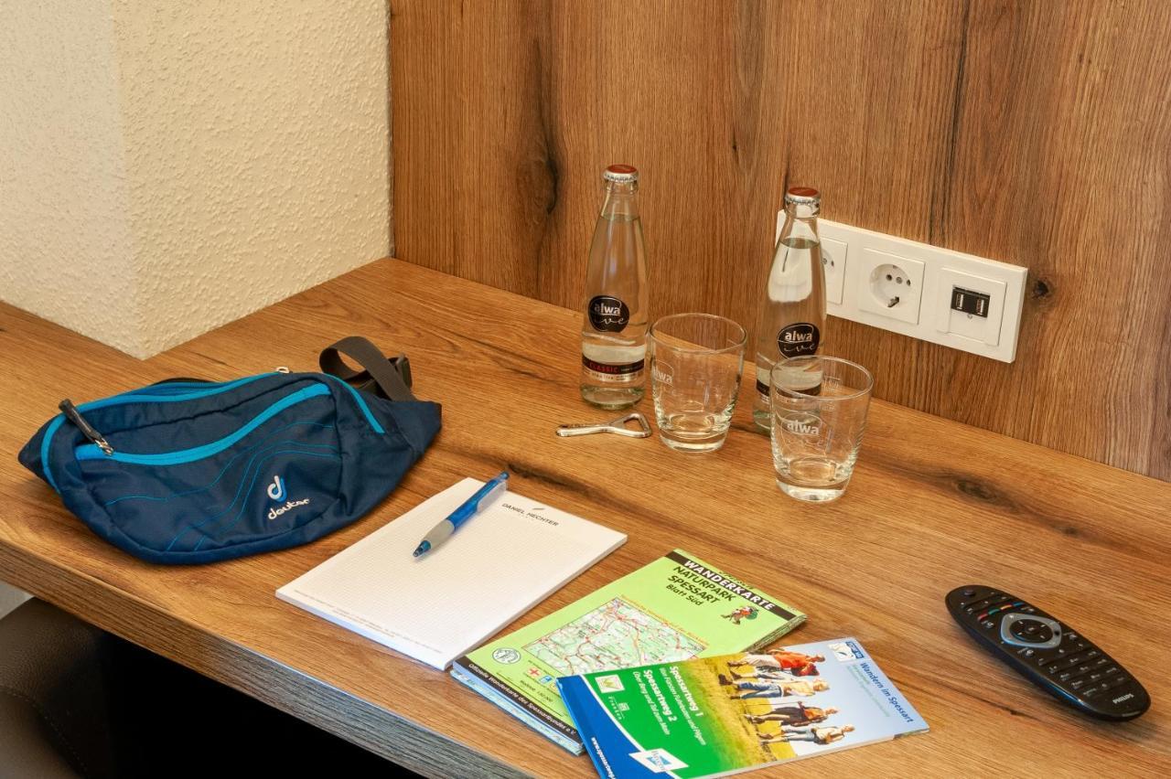 Hotel Landgasthof Oberschnorrhof Dammbach エクステリア 写真